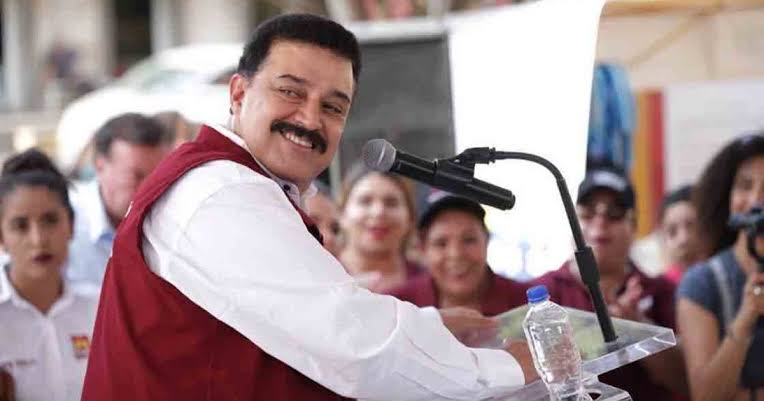 Va Morena con Carlos Lomelí por Guadalajara