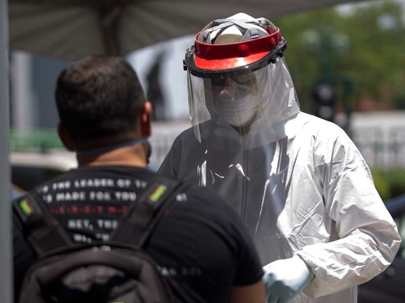 Tras reuniones de Navidad, NL suma 3 días con más de 1,000 casos covid-19